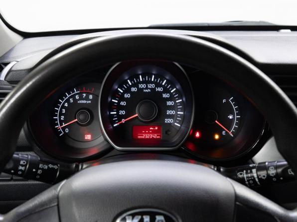 Kia Rio III с пробегом 2014 года, цена 800 000 рублей, 232342 км, хэтчбек, Автокод Объявления