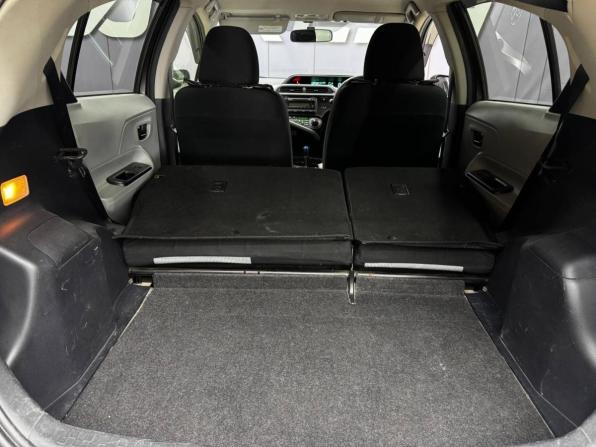 Toyota Aqua I с пробегом 2012 года, цена 779 000 рублей, 146000 км, хэтчбек, Автокод Объявления