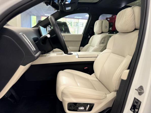 Li Auto (Lixiang) L7 I с пробегом 2023 года, цена 5 580 000 рублей, 48160 км, внедорожник, Автокод Объявления