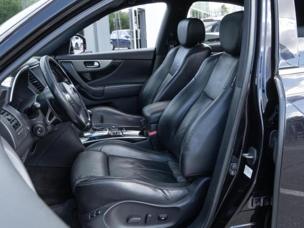 Infiniti FX II (S51) Рестайлинг с пробегом 2013 года, цена 1 699 000 рублей, 157233 км, внедорожник, Автокод Объявления