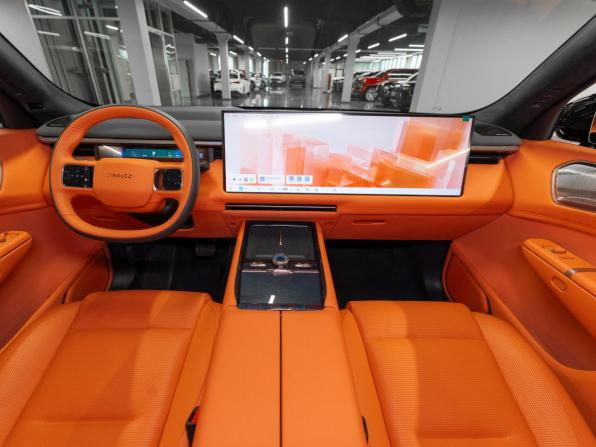 Lynk &amp; Co 900 с пробегом 2025 года, цена 8 050 000 рублей, 91 км, внедорожник, Автокод Объявления