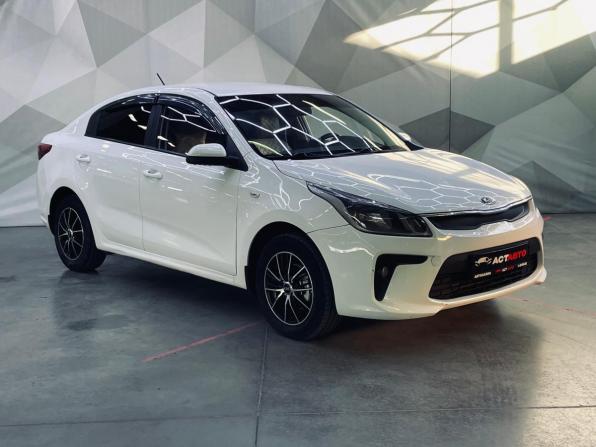 Kia Rio IV с пробегом 2017 года, цена 990 000 рублей, 130932 км, седан, Автокод Объявления