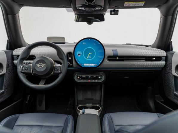 Mini Hatch IV (F65/F66/J01) с пробегом 2025 года, цена 5 299 000 рублей, 4530 км, хэтчбек, Автокод Объявления
