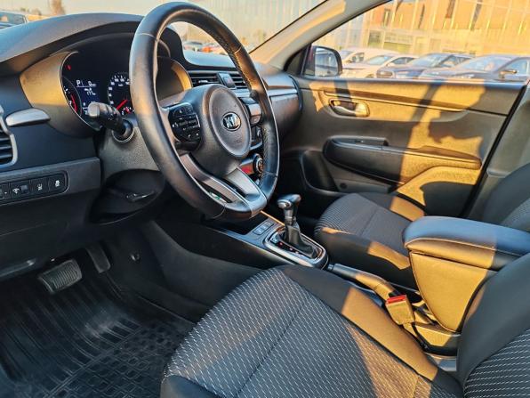 Kia Rio IV с пробегом 2018 года, цена 1 445 000 рублей, 95352 км, хэтчбек, Автокод Объявления