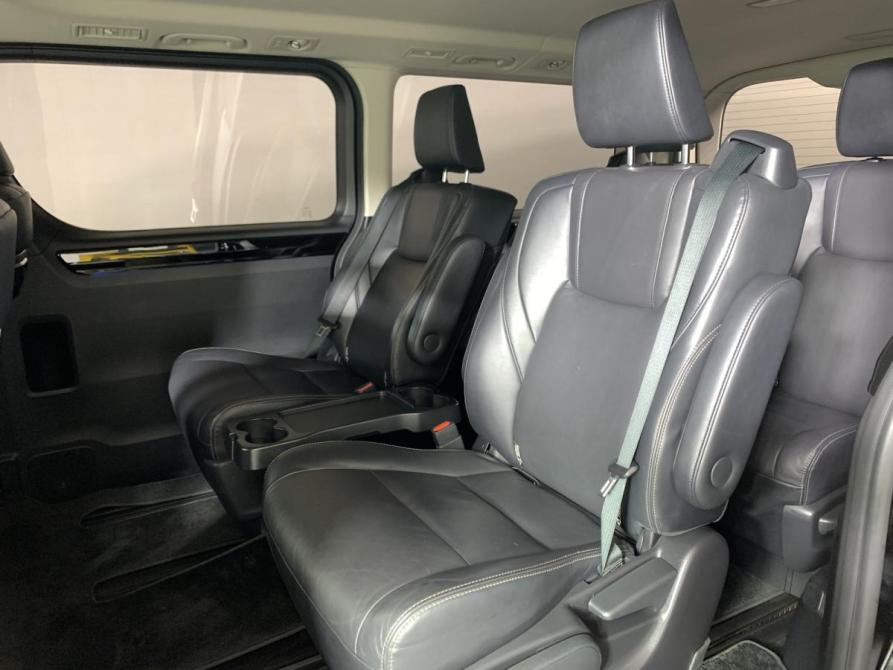 Toyota HiAce H300 Москва  - изображение 18