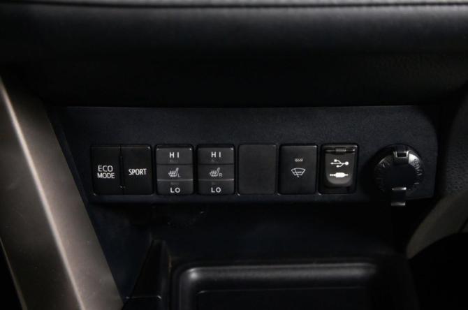 Toyota RAV4 IV (XA40) с пробегом 2014 года, цена 1 969 000 рублей, 202145 км, внедорожник, Автокод Объявления