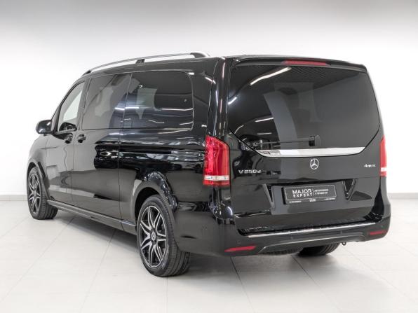 Mercedes-Benz V-Класс III (W447) Рестайлинг с пробегом 2019 года, цена 6 350 000 рублей, 63987 км, минивэн, Автокод Объявления
