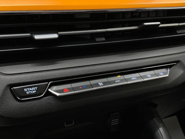 Livan X3 Pro с пробегом 2023 года, цена 1 329 000 рублей, 41082 км, внедорожник, Автокод Объявления