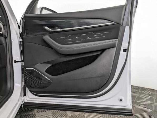 Geely Monjaro I с пробегом 2024 года, цена 3 600 000 рублей, 13494 км, внедорожник, Автокод Объявления