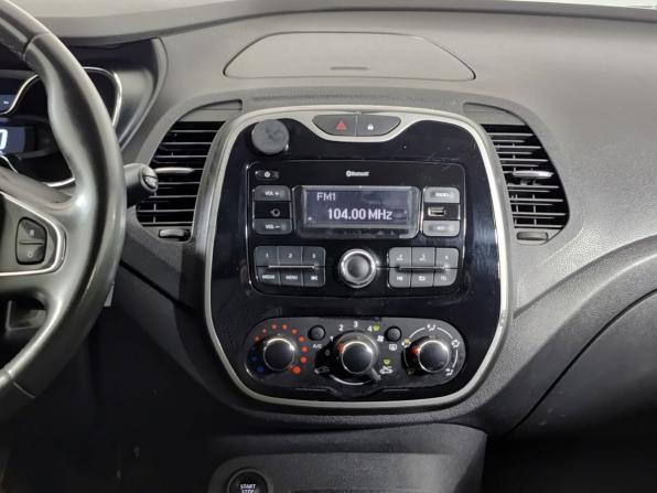 Renault Kaptur I с пробегом 2018 года, цена 1 390 000 рублей, 153000 км, внедорожник, Автокод Объявления