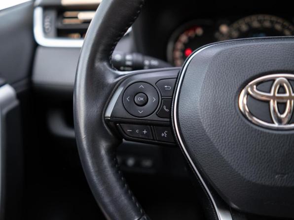 Toyota RAV4 V (XA50) с пробегом 2020 года, цена 3 699 000 рублей, 59131 км, внедорожник, Автокод Объявления