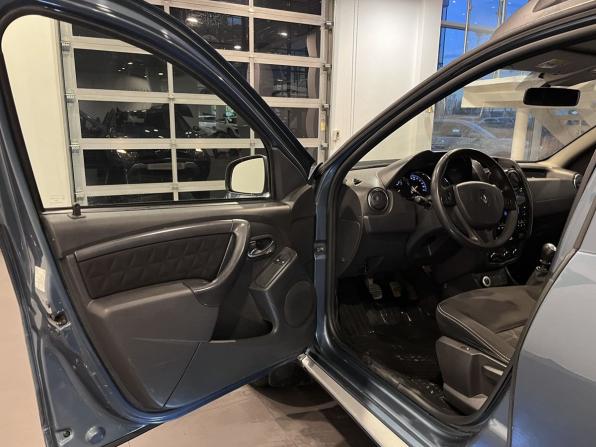 Renault Duster I Рестайлинг с пробегом 2017 года, цена 1 365 000 рублей, 128581 км, внедорожник, Автокод Объявления