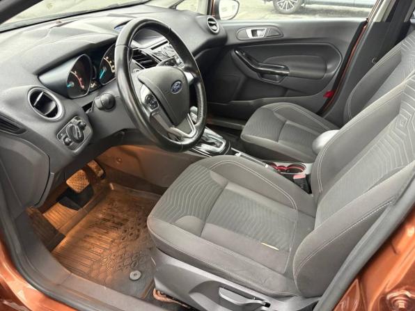 Ford Fiesta Mk6 Рестайлинг с пробегом 2015 года, цена 750 000 рублей, 137700 км, седан, Автокод Объявления