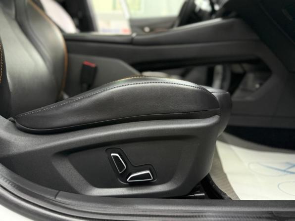 Changan UNI-V I с пробегом 2023 года, цена 2 090 000 рублей, 68044 км, лифтбек, Автокод Объявления