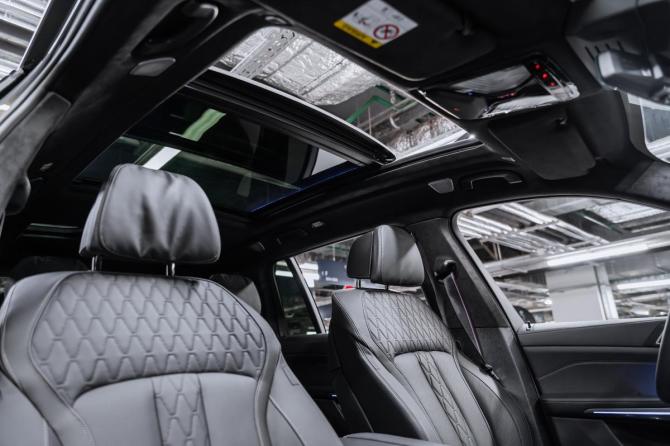 Новый BMW X7 I (G07) Рестайлинг 2025 года, цена 16 450 000 рублей, внедорожник, Автокод Объявления