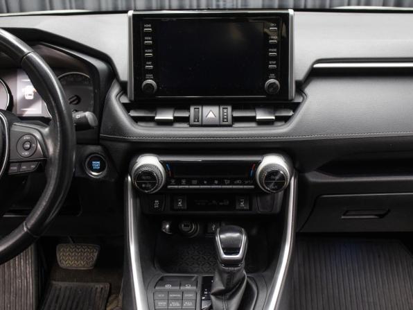 Toyota RAV4 V (XA50) с пробегом 2020 года, цена 2 798 000 рублей, 139758 км, внедорожник, Автокод Объявления