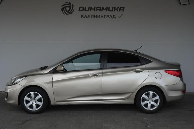Hyundai Solaris I с пробегом 2011 года, цена 649 000 рублей, 248121 км, седан, Автокод Объявления