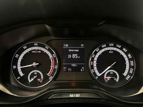 Skoda Karoq I с пробегом 2021 года, цена 2 190 000 рублей, 122056 км, внедорожник, Автокод Объявления