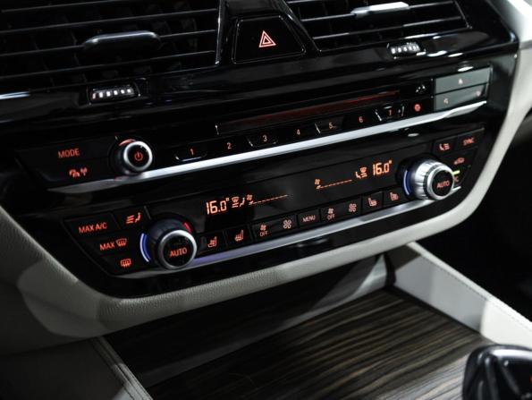 BMW 5 серии VII (G30/G31/G38) с пробегом 2019 года, цена 3 549 700 рублей, 183900 км, седан, Автокод Объявления