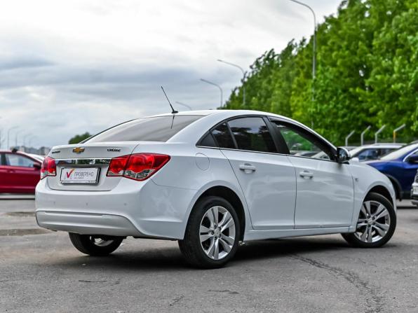 Chevrolet Cruze I Рестайлинг с пробегом 2013 года, цена 699 000 рублей, 194634 км, хэтчбек, Автокод Объявления