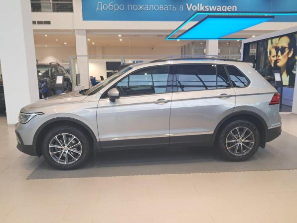 Volkswagen Tiguan II Рестайлинг с пробегом 2021 года, цена 2 674 000 рублей, 80864 км, внедорожник, Автокод Объявления