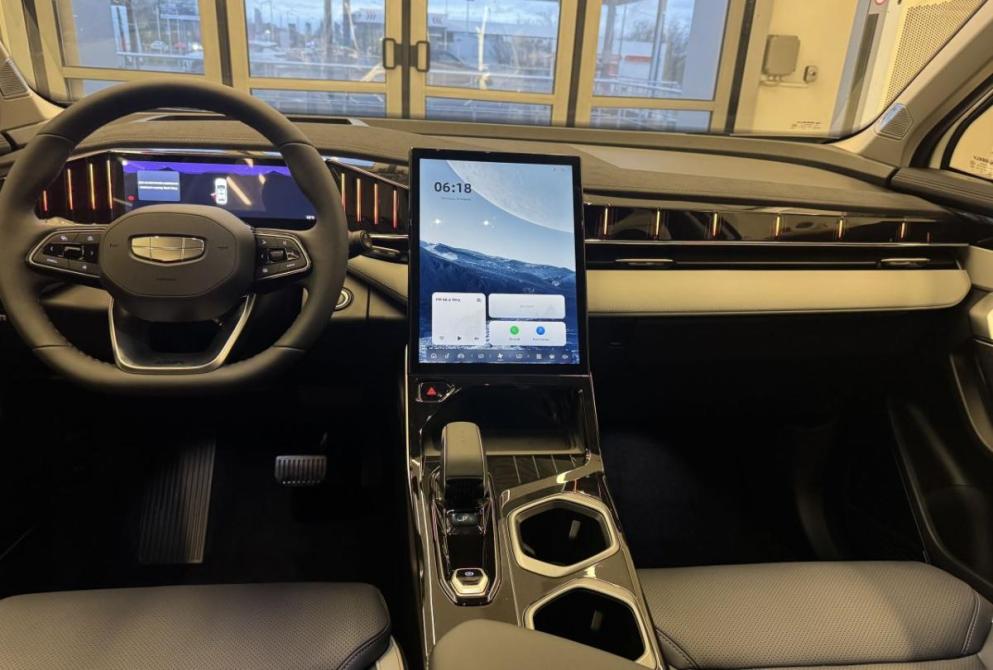 Geely Atlas II Волгоград  - изображение 8