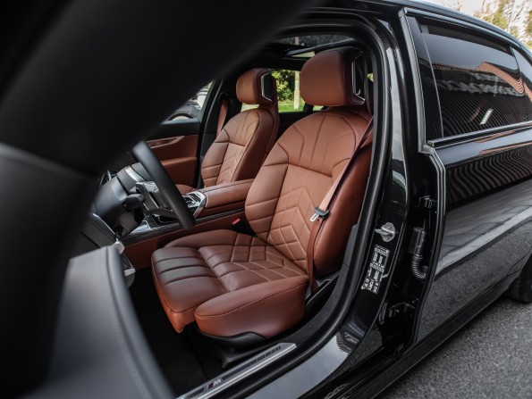Новый BMW 7 серии VII (G70) 2024 года, цена 25 867 300 рублей, седан, Автокод Объявления