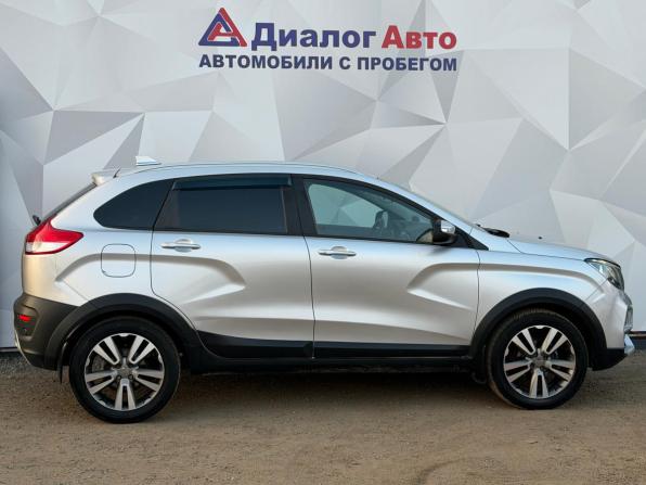 Lada (ВАЗ) XRAY I с пробегом 2018 года, цена 990 000 рублей, 53200 км, хэтчбек, Автокод Объявления