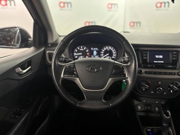 Hyundai Solaris II с пробегом 2017 года, цена 1 349 000 рублей, 82000 км, седан, Автокод Объявления