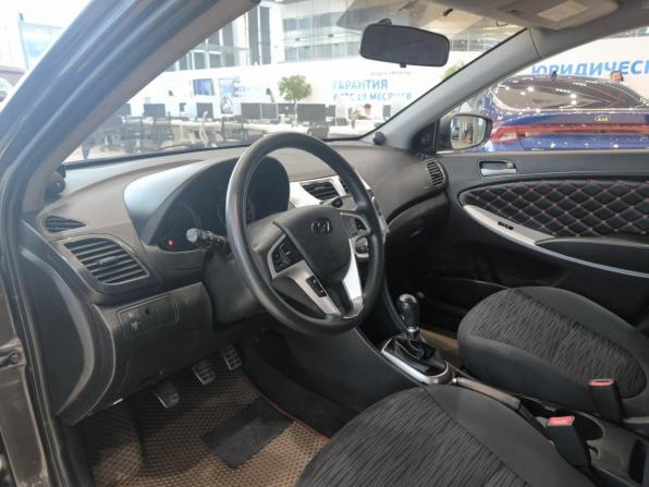 Hyundai Solaris I Рестайлинг с пробегом 2014 года, цена 732 000 рублей, 196372 км, седан, Автокод Объявления