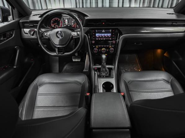 Volkswagen Passat (North America and China) II (NA Market) с пробегом 2021 года, цена 3 498 000 рублей, 16374 км, седан, Автокод Объявления