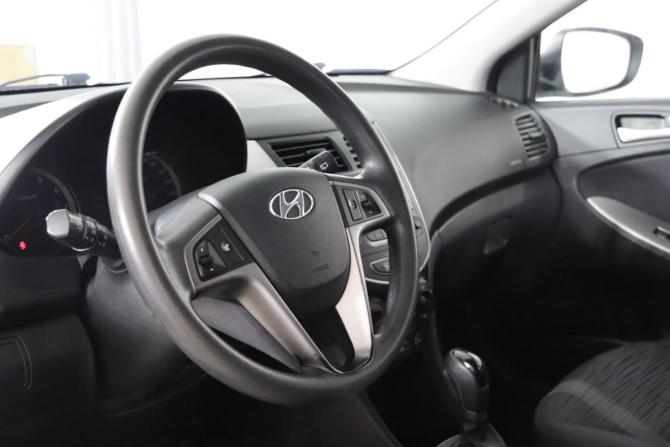 Hyundai Solaris I Рестайлинг с пробегом 2016 года, цена 1 199 990 рублей, 80504 км, хэтчбек, Автокод Объявления