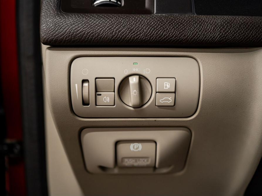 Volvo XC60 I Красноярск  - изображение 16