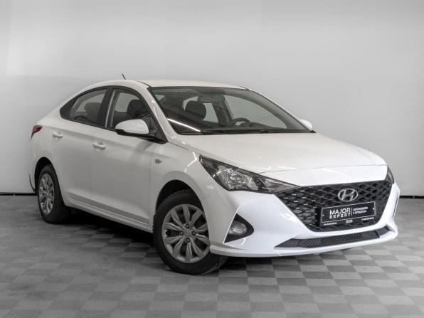Hyundai Solaris II Рестайлинг с пробегом 2022 года, цена 1 615 000 рублей, 85069 км, седан, Автокод Объявления