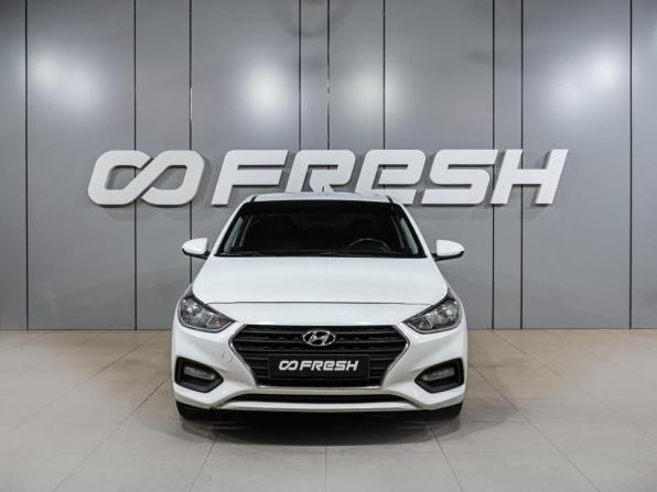 Hyundai Solaris II с пробегом 2019 года, цена 1 049 000 рублей, 198998 км, седан, Автокод Объявления