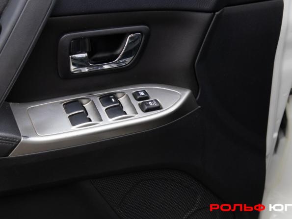 Mitsubishi Pajero IV Рестайлинг 1 с пробегом 2013 года, цена 1 798 000 рублей, 275337 км, внедорожник, Автокод Объявления