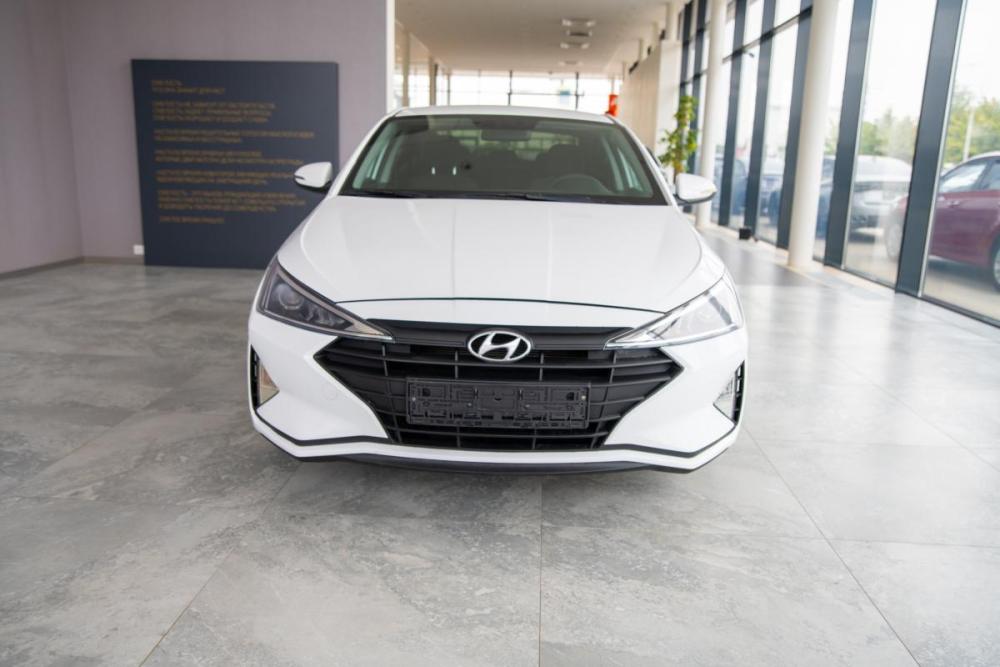 Hyundai Elantra VI (AD) Рестайлинг Ростов-на-Дону  - изображение 2