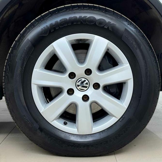 Volkswagen Touareg II Рестайлинг Москва  - изображение 18