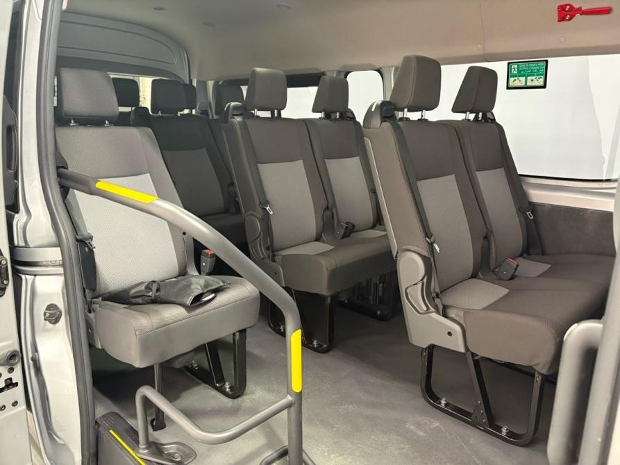 Toyota HiAce H300 Омск  - изображение 9