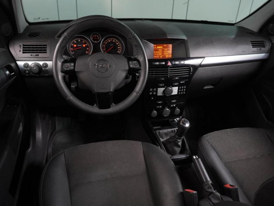 Opel Astra H Рестайлинг Воронеж  - изображение 6