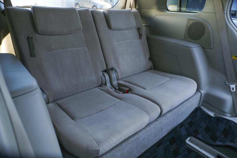 Toyota ISis I Рестайлинг Иркутск  - изображение 16
