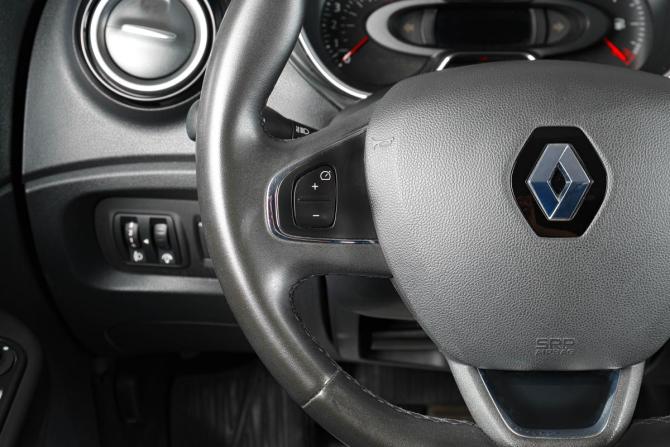 Renault Kaptur I с пробегом 2018 года, цена 1 379 000 рублей, 178300 км, внедорожник, Автокод Объявления