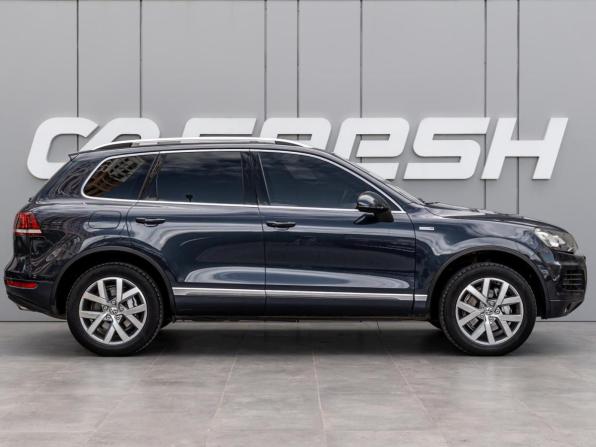 Volkswagen Touareg II Рестайлинг с пробегом 2014 года, цена 2 418 000 рублей, 262739 км, внедорожник, Автокод Объявления