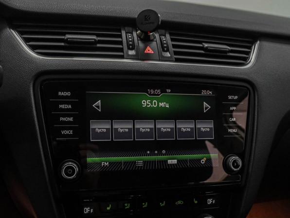 Skoda Octavia III (A7) Рестайлинг с пробегом 2018 года, цена 2 389 000 рублей, 73947 км, лифтбек, Автокод Объявления
