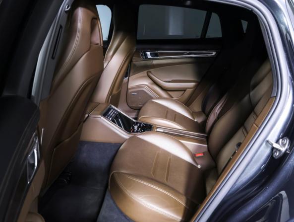 Porsche Panamera II с пробегом 2017 года, цена 5 990 000 рублей, 149273 км, лифтбек, Автокод Объявления