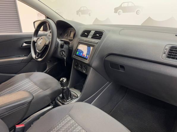 Volkswagen Polo V Рестайлинг с пробегом 2015 года, цена 899 000 рублей, 179566 км, седан, Автокод Объявления