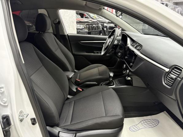 Kia Rio IV Рестайлинг с пробегом 2021 года, цена 1 635 000 рублей, 88454 км, седан, Автокод Объявления