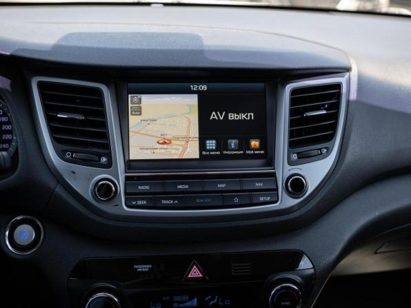 Hyundai Tucson III с пробегом 2018 года, цена 1 785 000 рублей, 195980 км, внедорожник, Автокод Объявления