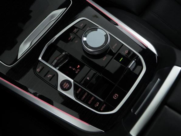 BMW X5 IV (G05/G18) Рестайлинг с пробегом 2023 года, цена 12 123 434 рубля, 21275 км, внедорожник, Автокод Объявления