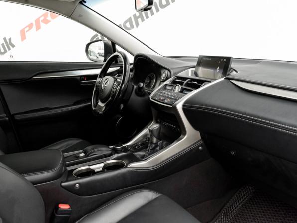 Lexus NX I с пробегом 2016 года, цена 2 550 000 рублей, 111458 км, внедорожник, Автокод Объявления
